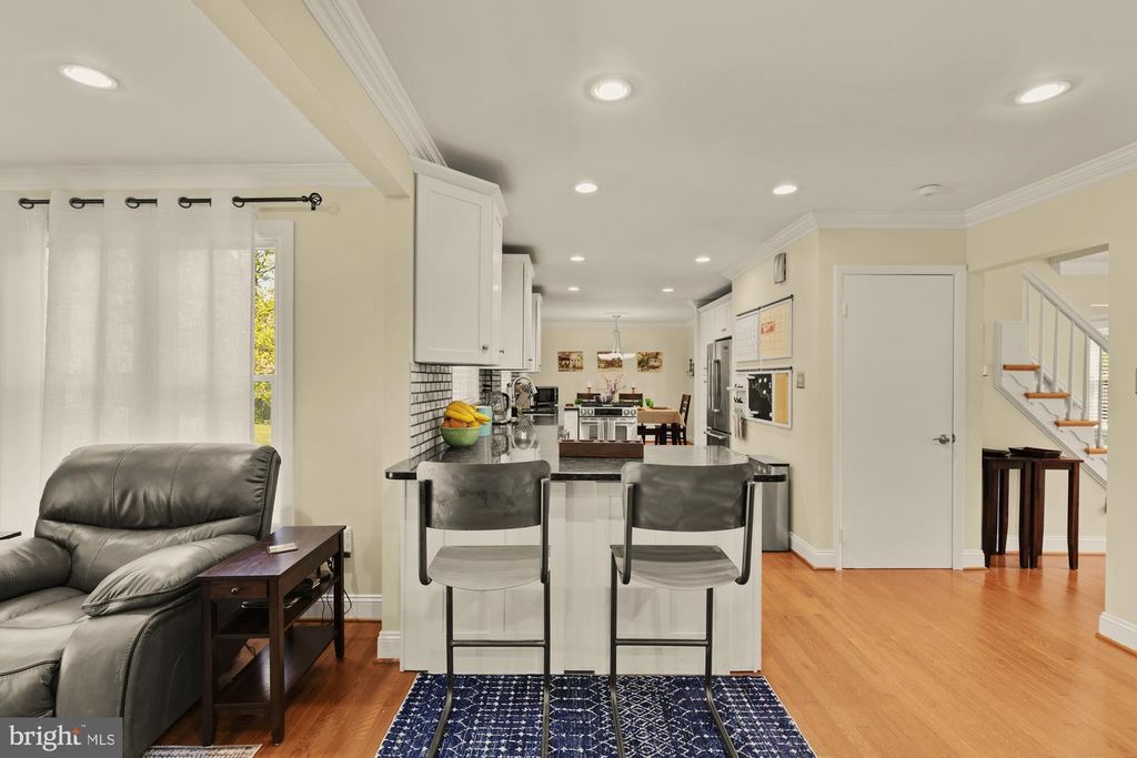 Image 23 of property listing at 14813 CLAVEL ST, Rockville, MD 20853