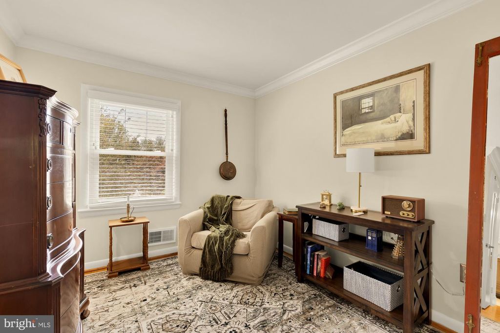 Image 35 of property listing at 14813 CLAVEL ST, Rockville, MD 20853