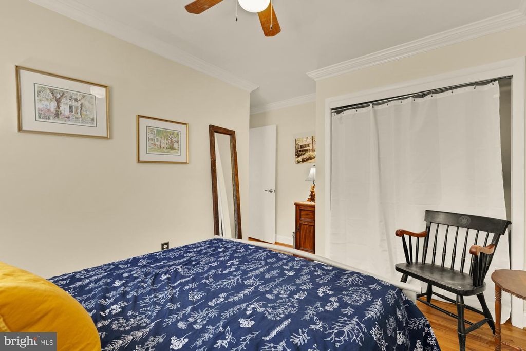 Image 46 of property listing at 14813 CLAVEL ST, Rockville, MD 20853