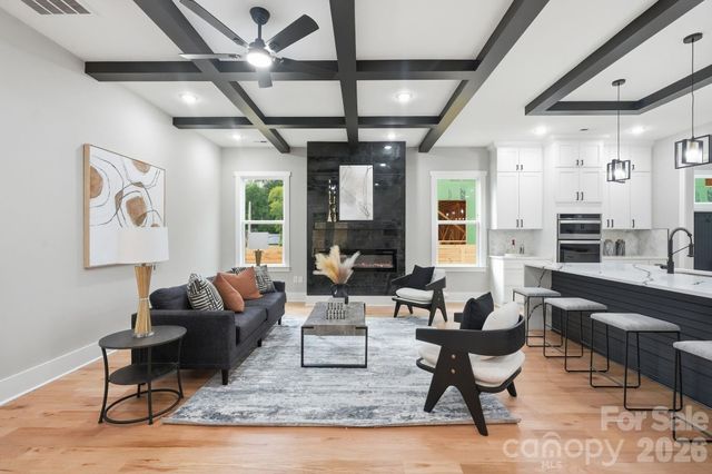 1106 Brookhurst Drive, Charlotte, NC 28205