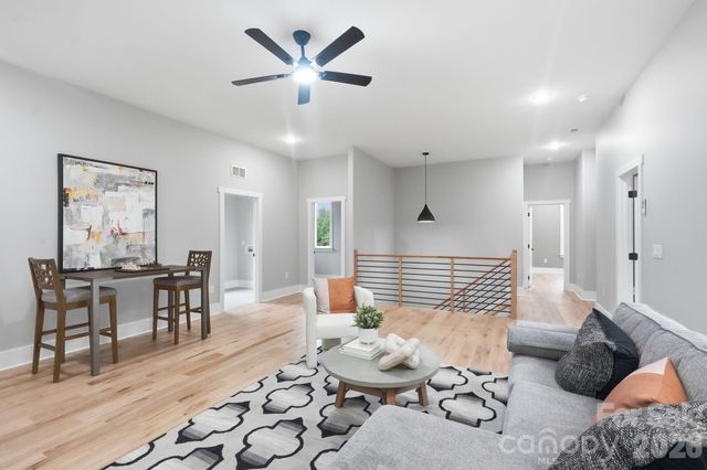 1106 Brookhurst Drive, Charlotte, NC 28205