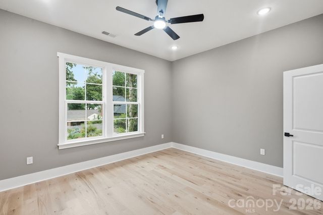 1106 Brookhurst Drive, Charlotte, NC 28205