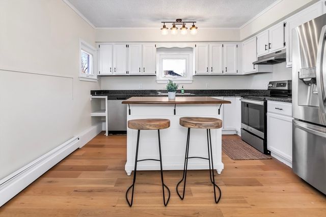 70-72 Maple Avenue 3, North Andover, MA 01845