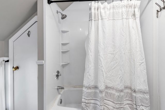 70-72 Maple Avenue 3, North Andover, MA 01845