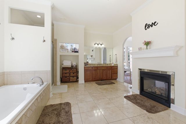 1560 Stokley Ln, Old Hickory, TN 37138