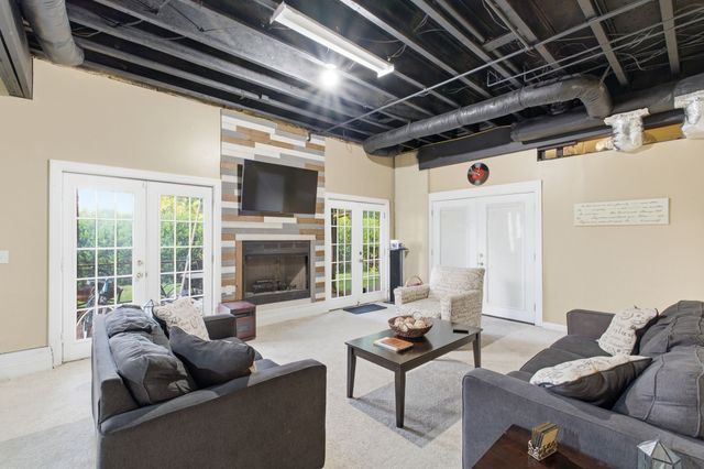 1560 Stokley Ln, Old Hickory, TN 37138
