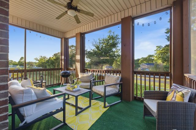 1560 Stokley Ln, Old Hickory, TN 37138
