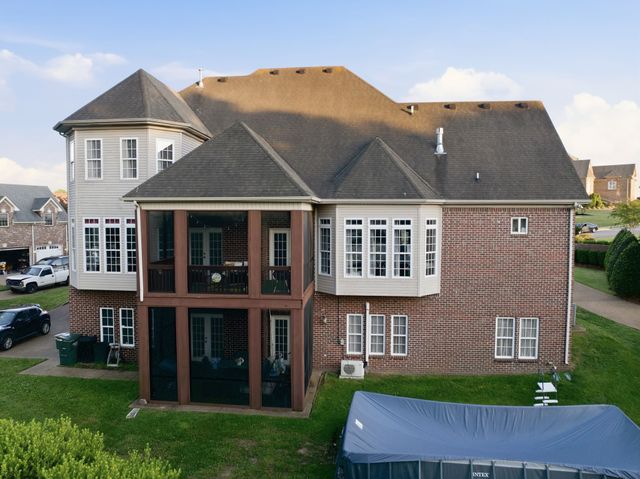 1560 Stokley Ln, Old Hickory, TN 37138