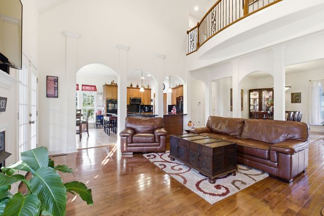 1560 Stokley Ln, Old Hickory, TN 37138