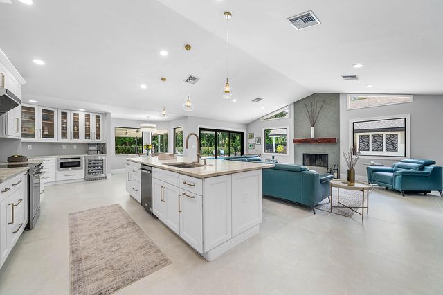 14829 STIRRUP Lane, Wellington, FL 33414