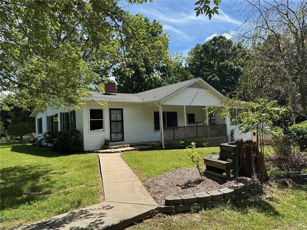 152 Medley Lane, Thurmond, NC 28683