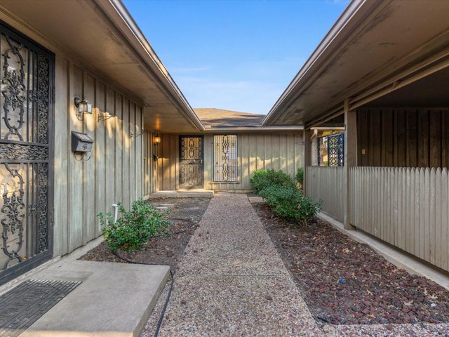 4806 South Drive, Fort Worth, TX 76132