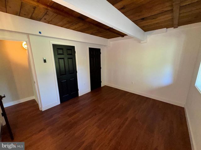19955 YOUNGS CLIFF RD, Sterling, VA 20165