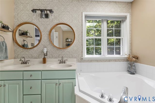5632 Darrel Lake Ct, Glen Allen, VA 23060