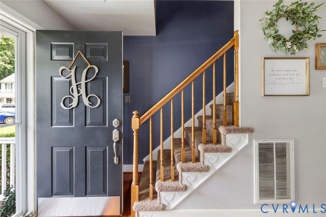 5632 Darrel Lake Ct, Glen Allen, VA 23060