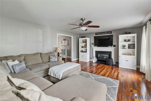 5632 Darrel Lake Ct, Glen Allen, VA 23060