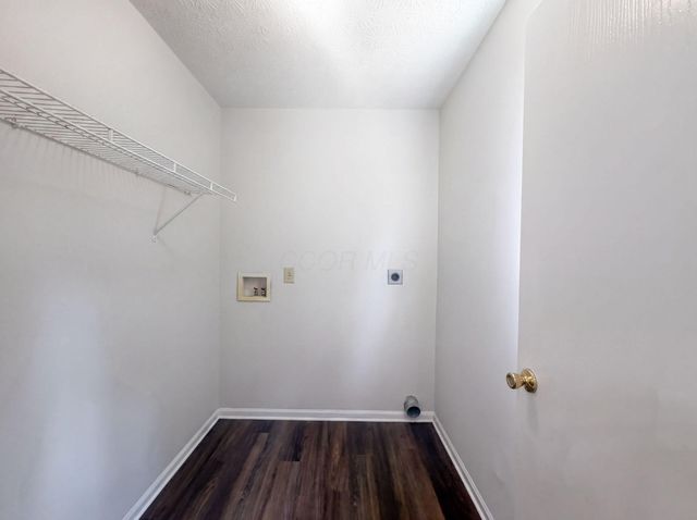 1618 Saddlebrook Drive, Heath, OH 43056
