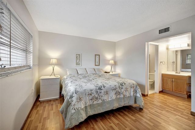7897 Golf Circle Drive 309, Margate, FL 33063