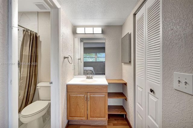 7897 Golf Circle Drive 309, Margate, FL 33063