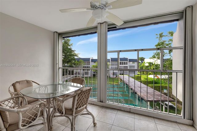 7897 Golf Circle Drive 309, Margate, FL 33063