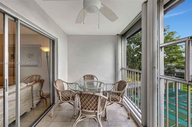 7897 Golf Circle Drive 309, Margate, FL 33063