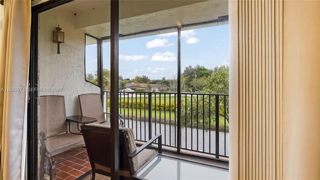 11524 Terra Bella Blvd, Plantation, FL 33325