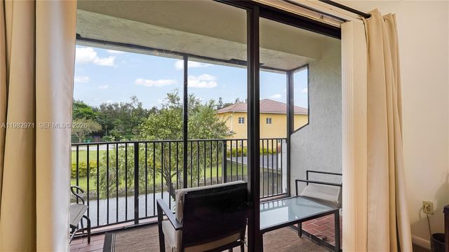 11524 Terra Bella Blvd, Plantation, FL 33325