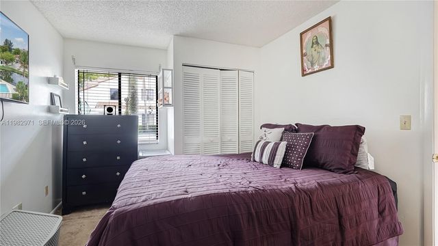 11524 Terra Bella Blvd, Plantation, FL 33325