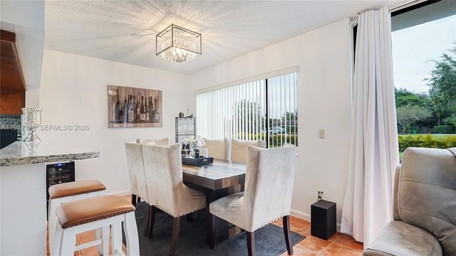 11524 Terra Bella Blvd, Plantation, FL 33325