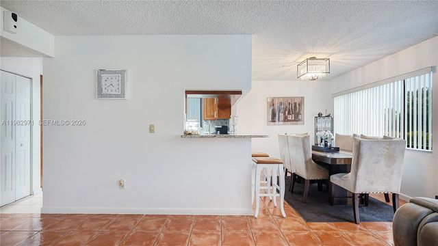 11524 Terra Bella Blvd, Plantation, FL 33325