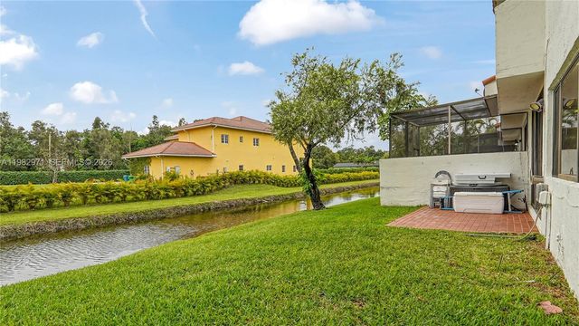 11524 Terra Bella Blvd, Plantation, FL 33325