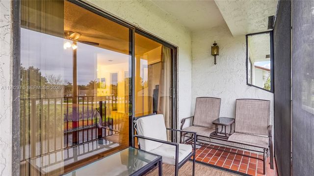 11524 Terra Bella Blvd, Plantation, FL 33325