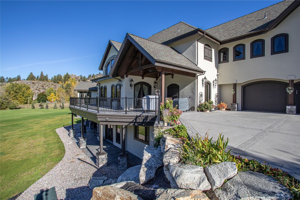 1307 Skalkaho Hwy, Hamilton, MT 59840 photo 16