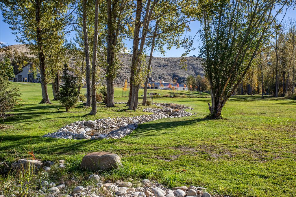 1307 Skalkaho Hwy, Hamilton, MT 59840 photo 22