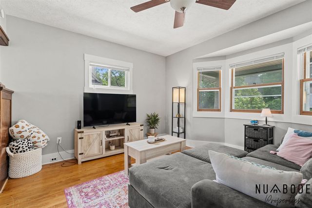 933 Crescent Street, Grand Rapids, MI 49503