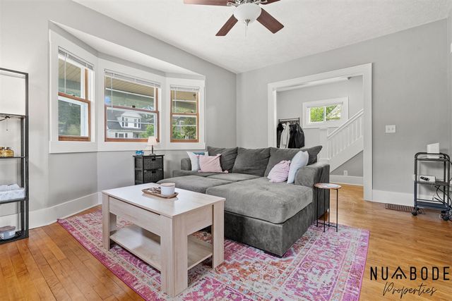 933 Crescent Street, Grand Rapids, MI 49503