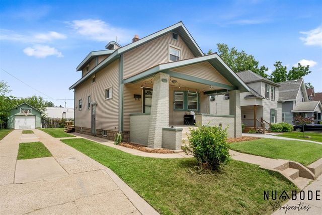 933 Crescent Street, Grand Rapids, MI 49503