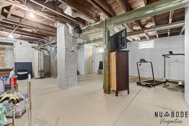 933 Crescent Street, Grand Rapids, MI 49503