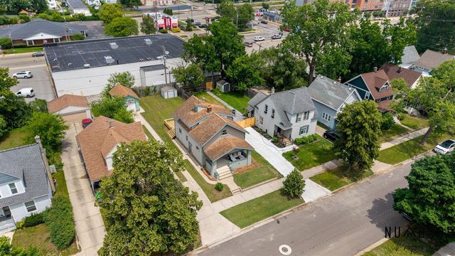 933 Crescent Street, Grand Rapids, MI 49503