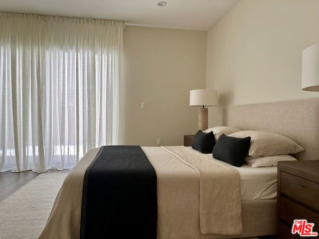 1223 N Hayworth Avenue 2, West Hollywood, CA 90046