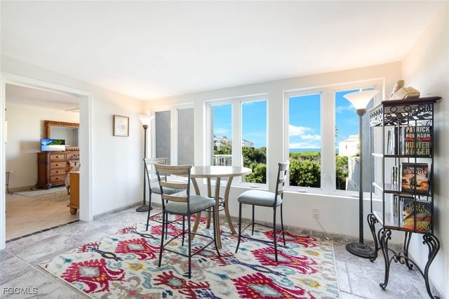 200 Periwinkle WAY 214, Sanibel, FL 33957