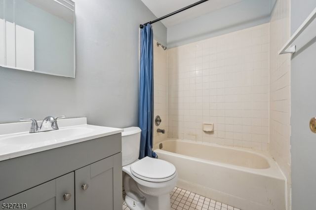 3804 Balsam Way, Bernards Twp., NJ 07920