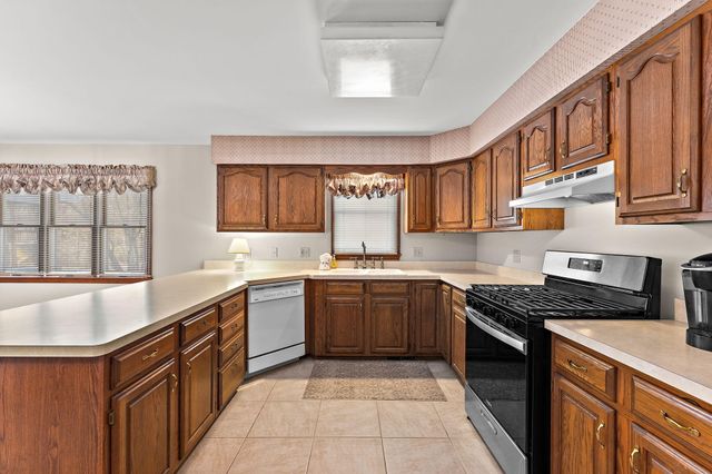 176 Wexford, Valparaiso, IN 46385