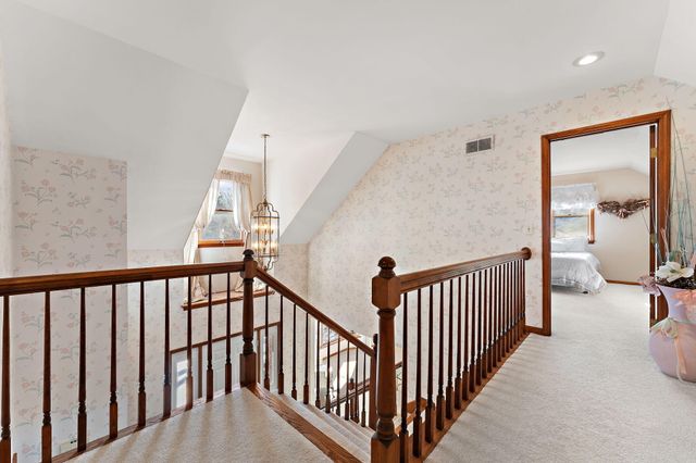 176 Wexford, Valparaiso, IN 46385