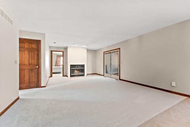 176 Wexford, Valparaiso, IN 46385