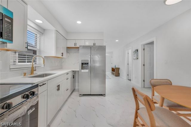 2566-2578 Jackson ST W, Fort Myers, FL 33901