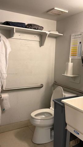 2200 NW 93rd Ave, Doral, FL 33172