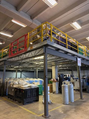 2200 NW 93rd Ave, Doral, FL 33172