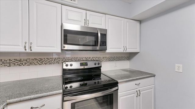 2574 Marilee Lane 4, Houston, TX 77057