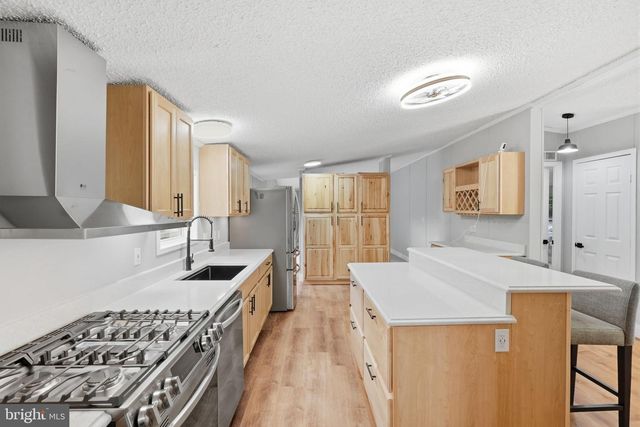 415 DUTCH DR, Lothian, MD 20711